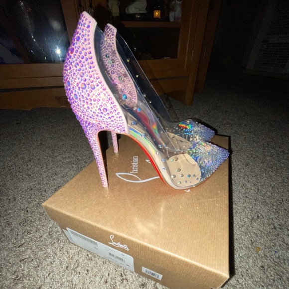 Christian Louboutin Red Bottoms Pump - Picture 10 of 13